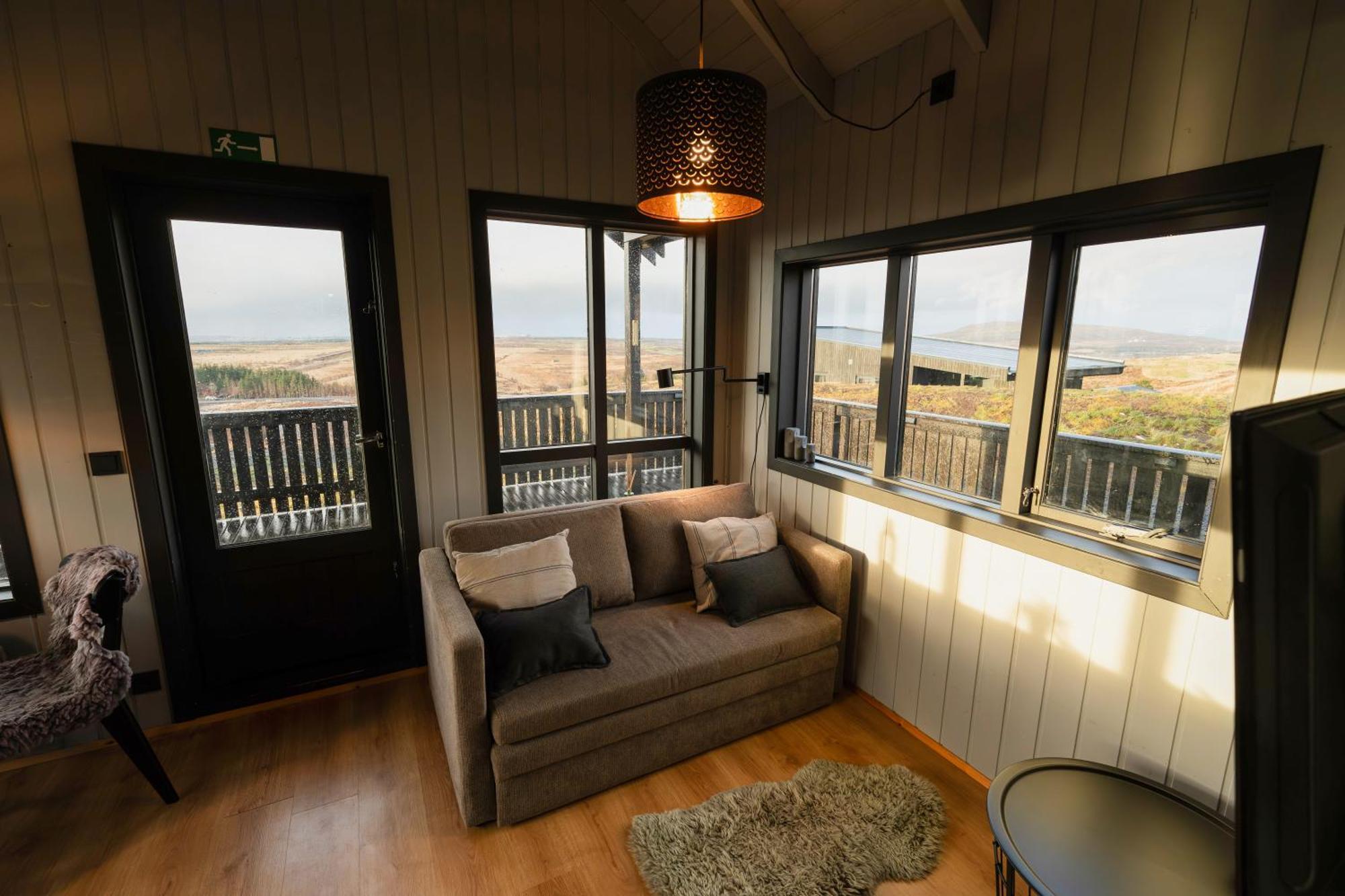 Cozy Cabin Near Golden Circle With Panoramic Views Мосфелсбайр Екстериор снимка